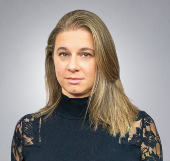 Portrait of Marta Kurpiewski, NYS Licensed Real Estate Salesperson.